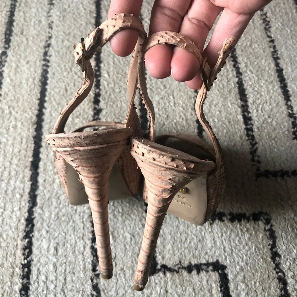 Pour La Victoire heeled shoes